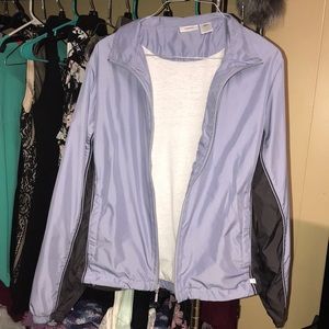 Workout wind-breaker